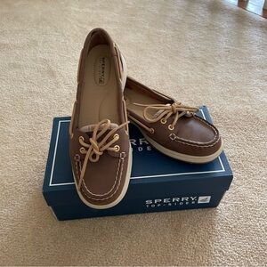 Sperry top sider boat shoes - brown with plaid - Womens 7M NEW